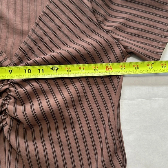 Zara Ruffled Ruched Dress V Neck Short Sleeve Brown Black Stripes Size Small - Picture 11 of 11